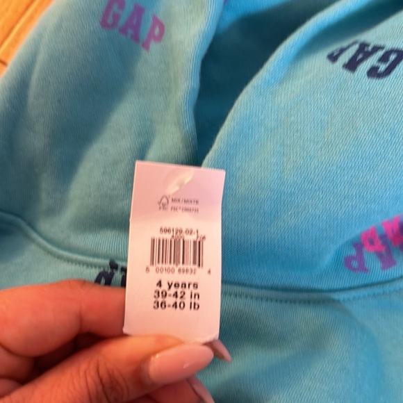 Gap Hoodie NEW WITH TAGS  size 4 - Picture 3 of 3